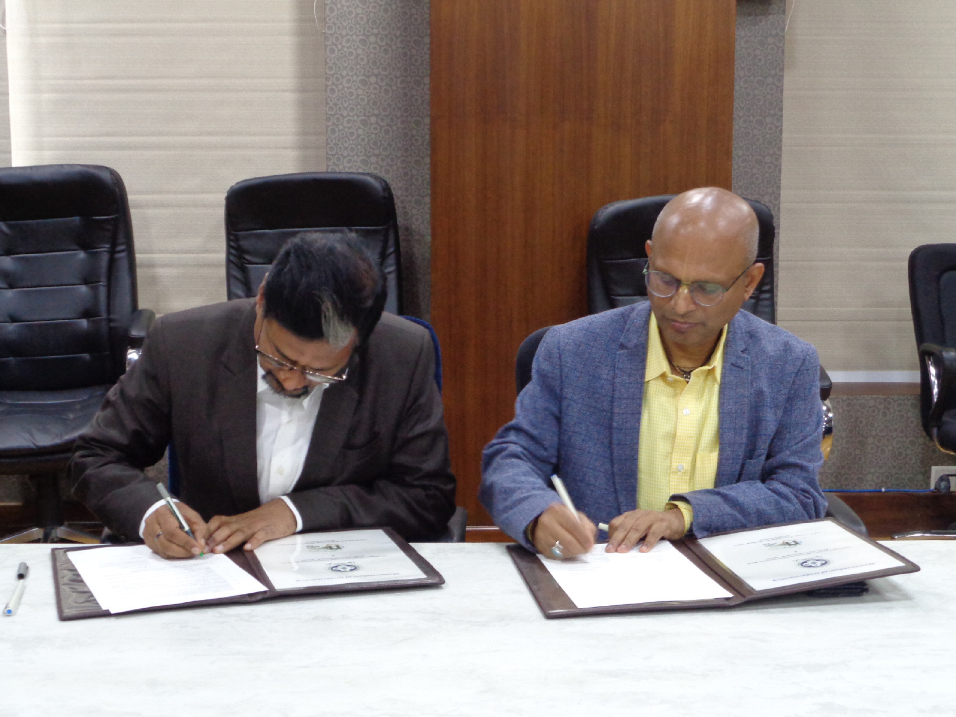 IIT Mandi signs MoU with Chhattisgarh Swami Vivekanand Technical University, Bhilai, for Academic and Research collaboration