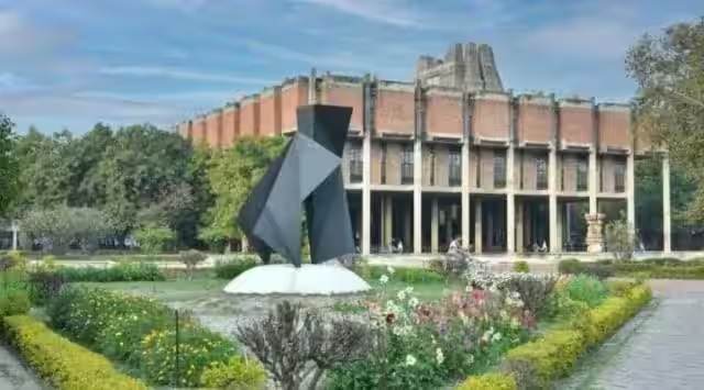 IIT Kanpur launches six new online PG programmes; no GATE scores needed