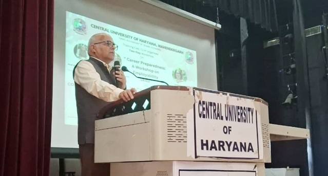 Two Day Workshop on “Career Preparedness: Employability Skills Enhancement” inaugurated at CUH 